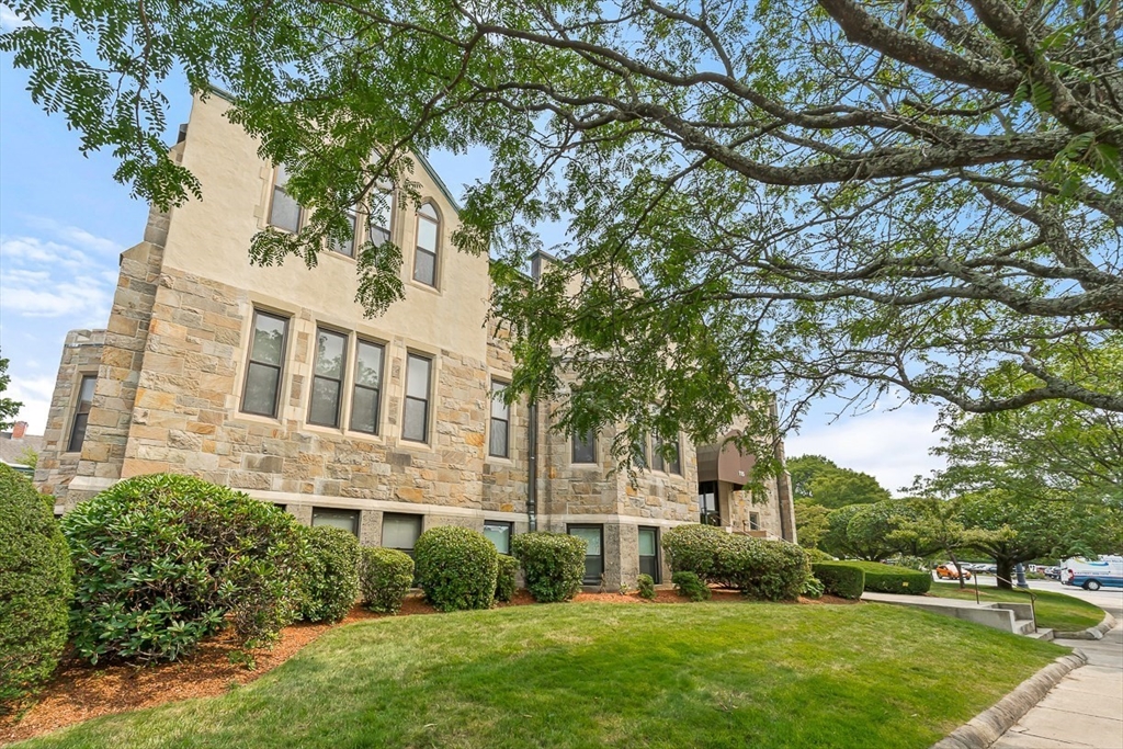 115 Washington Street # 2A