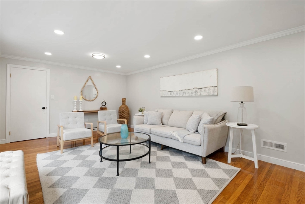 7 Thornberry Road