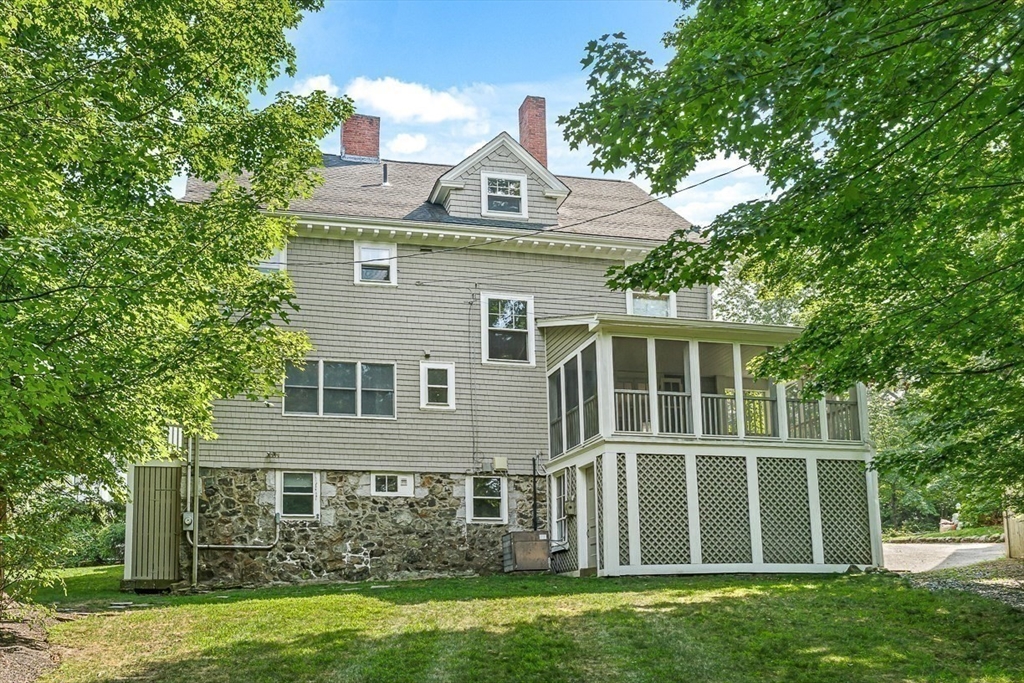 19 Glengarry Road