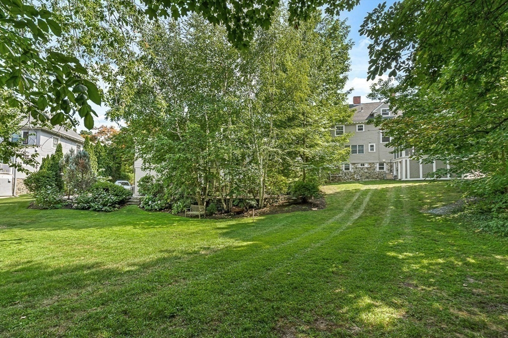 19 Glengarry Road