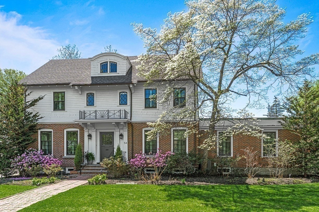 54 Wedgemere Avenue