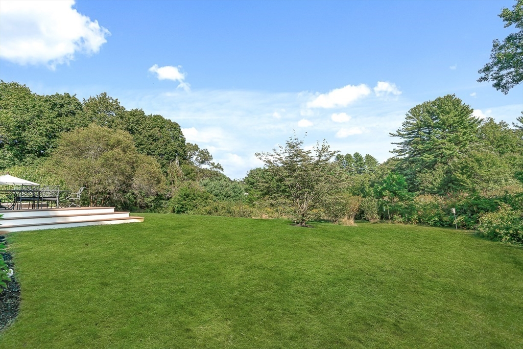 33 Old Concord Road