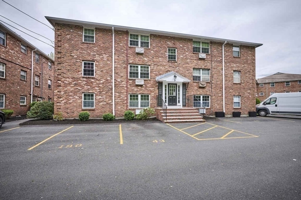 3 Colonial Village Drive # 10