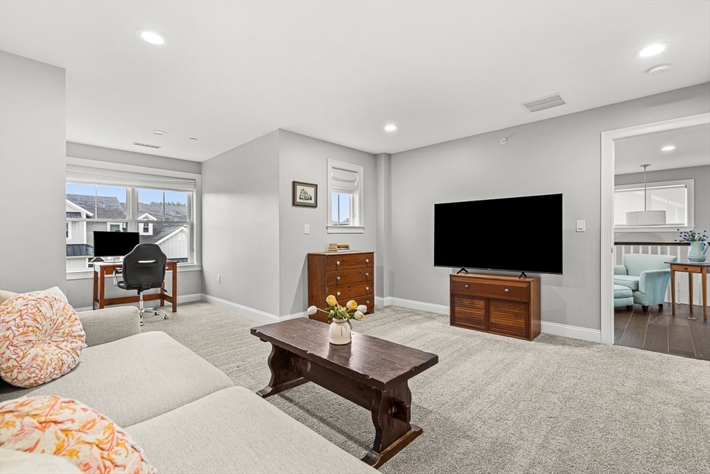 299 Lexington Street # 47