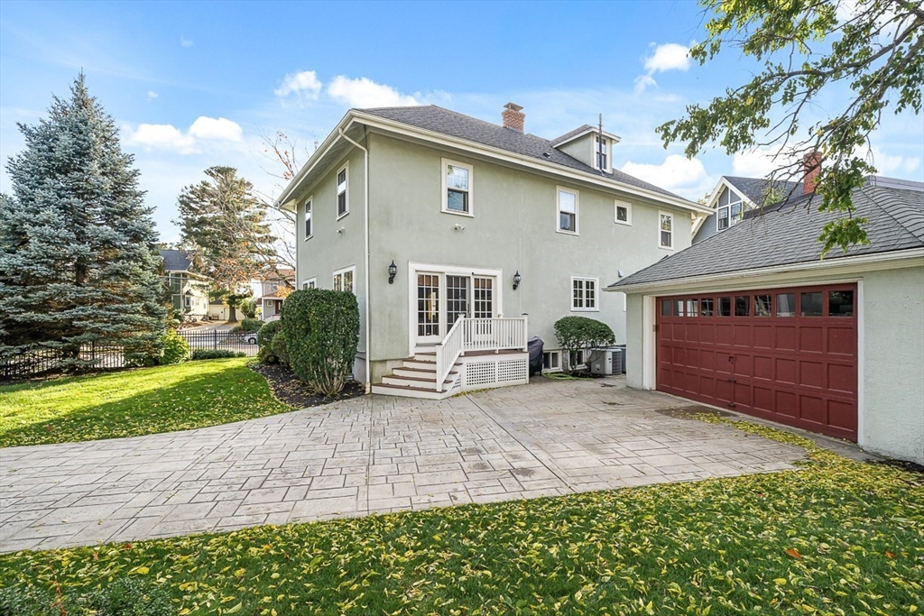 51 Sagamore Avenue, Medford