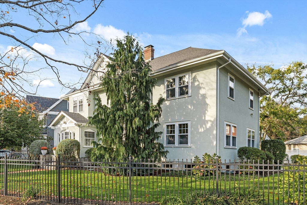 51 Sagamore Avenue, Medford