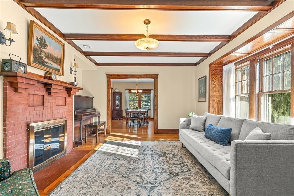 51 Sagamore Avenue, Medford