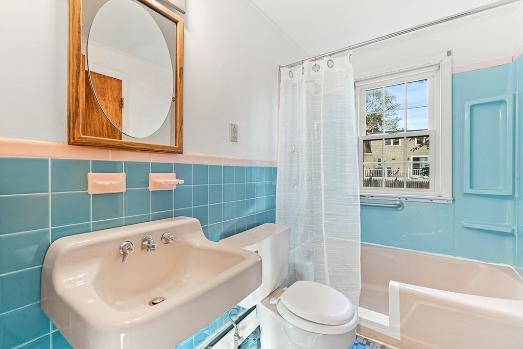 9 Sylvester Court, Winchester