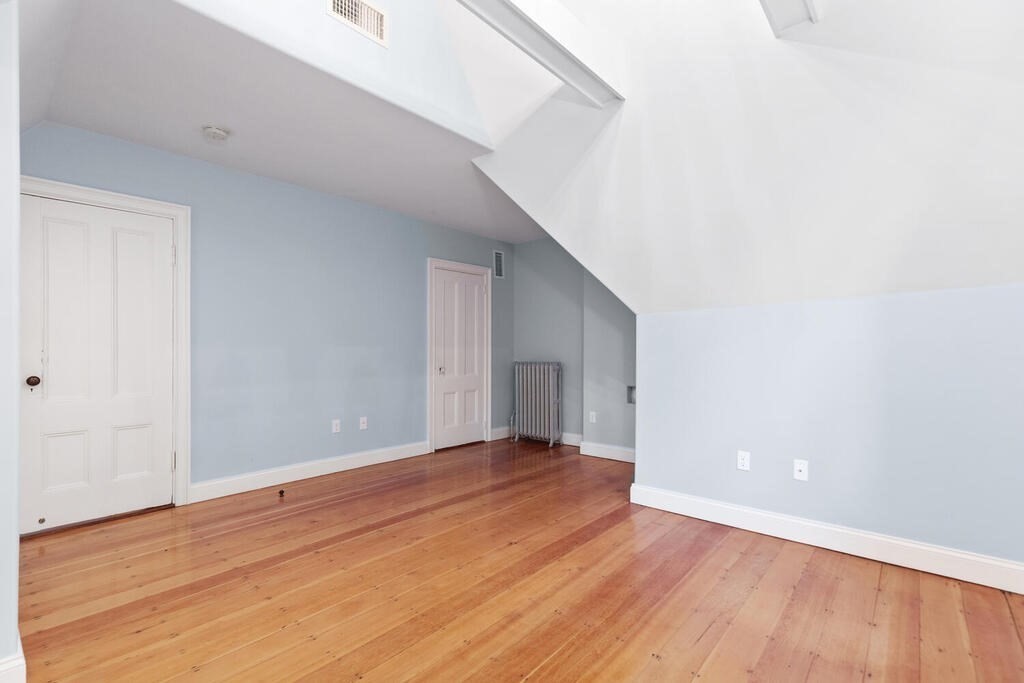 2 Rangeley Road # 2, Winchester Unit: 2