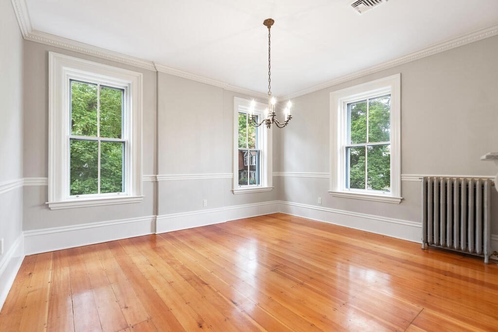 2 Rangeley Road # 2, Winchester Unit: 2