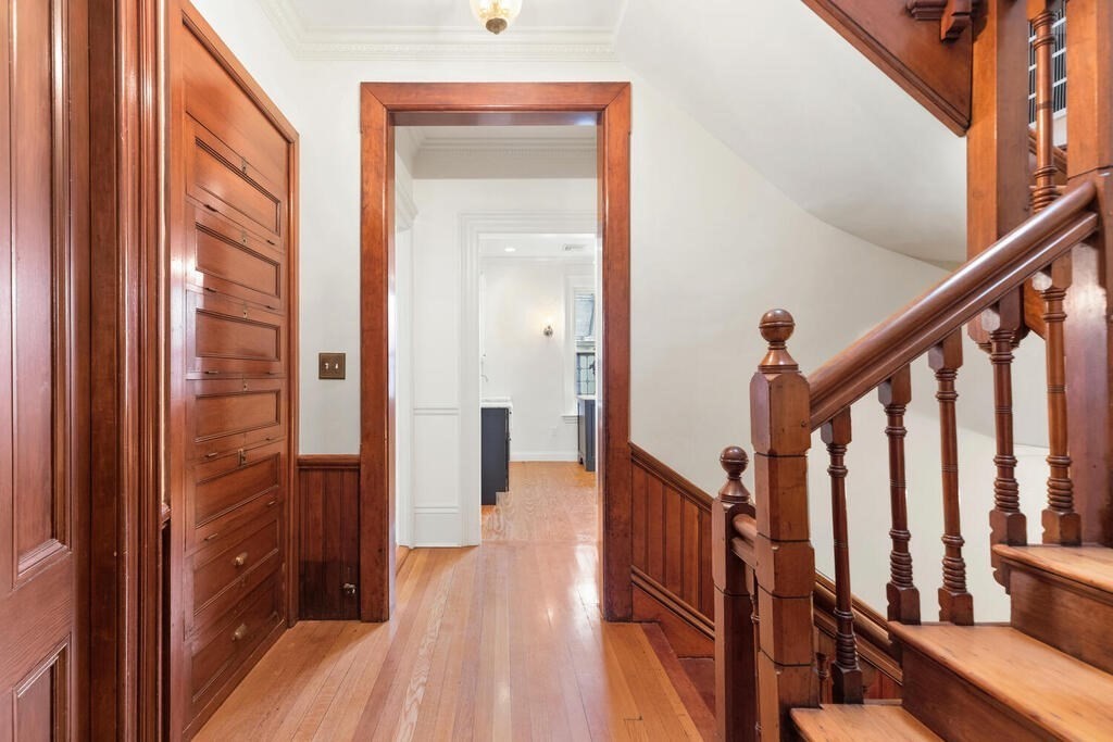 2 Rangeley Road # 2, Winchester Unit: 2