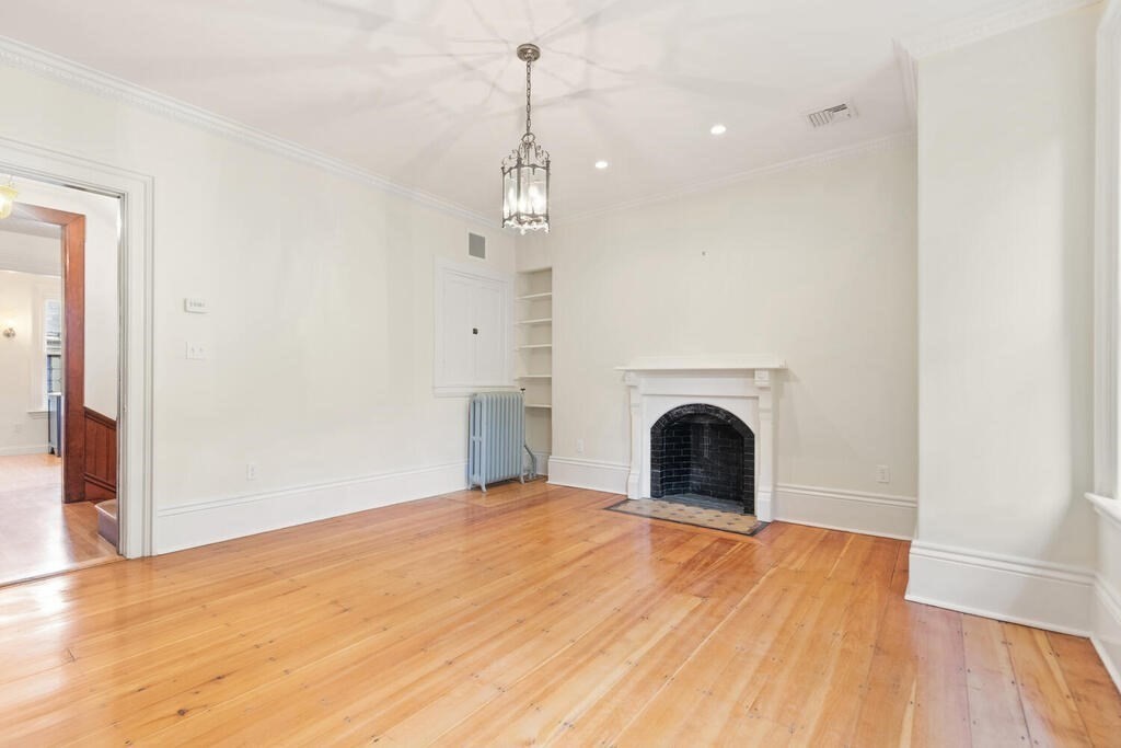 2 Rangeley Road # 2, Winchester Unit: 2