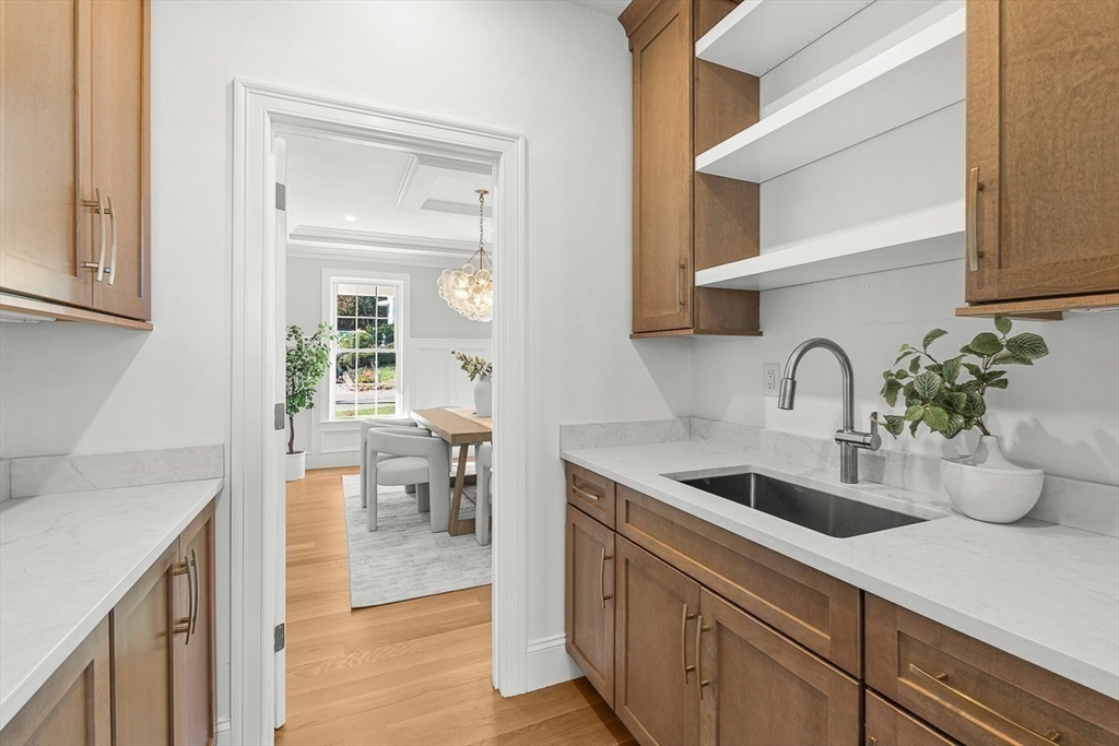 14 Liana Street, Woburn