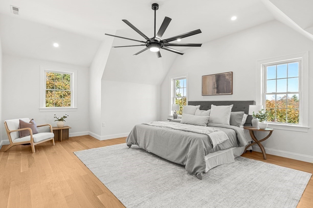 14 Liana Street, Woburn