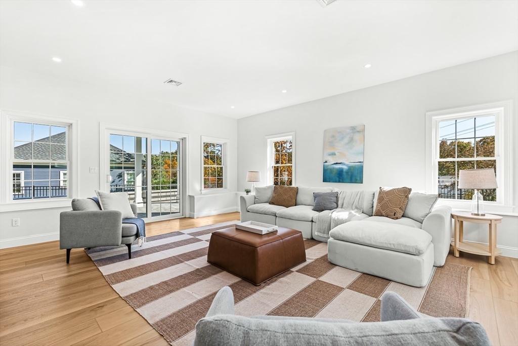 14 Liana Street, Woburn