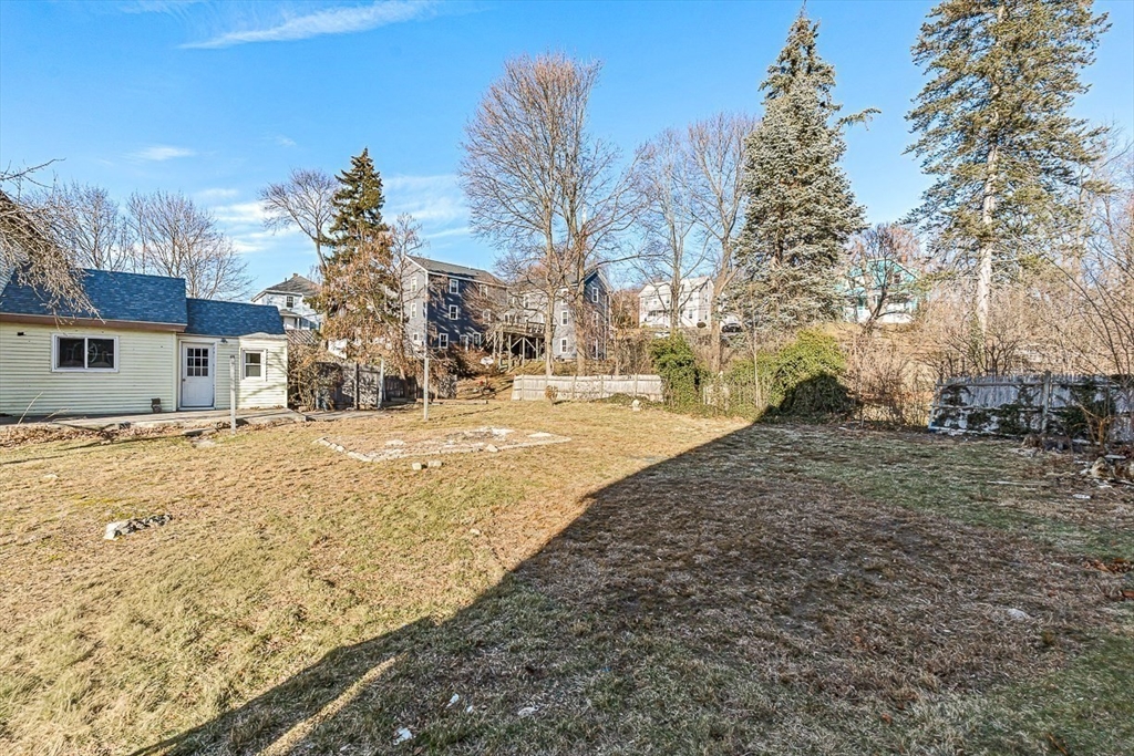 14-16 Garfield Avenue