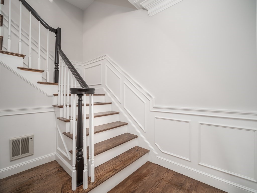 8 Richardson Street # 2