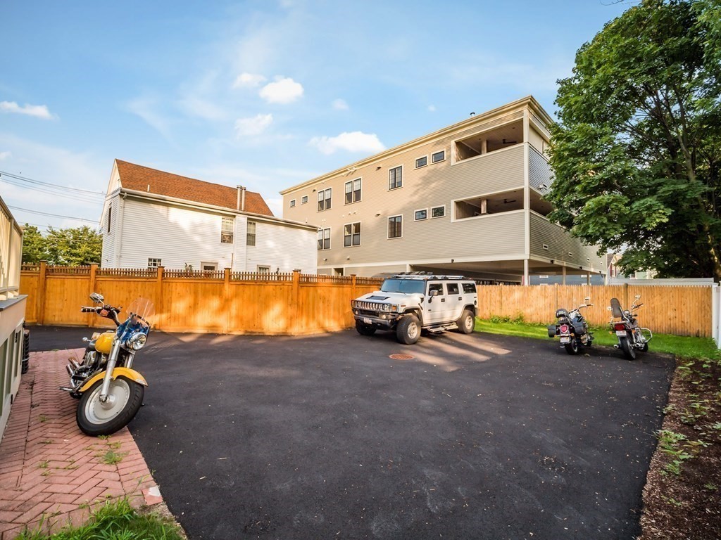 8 Richardson Street # 2