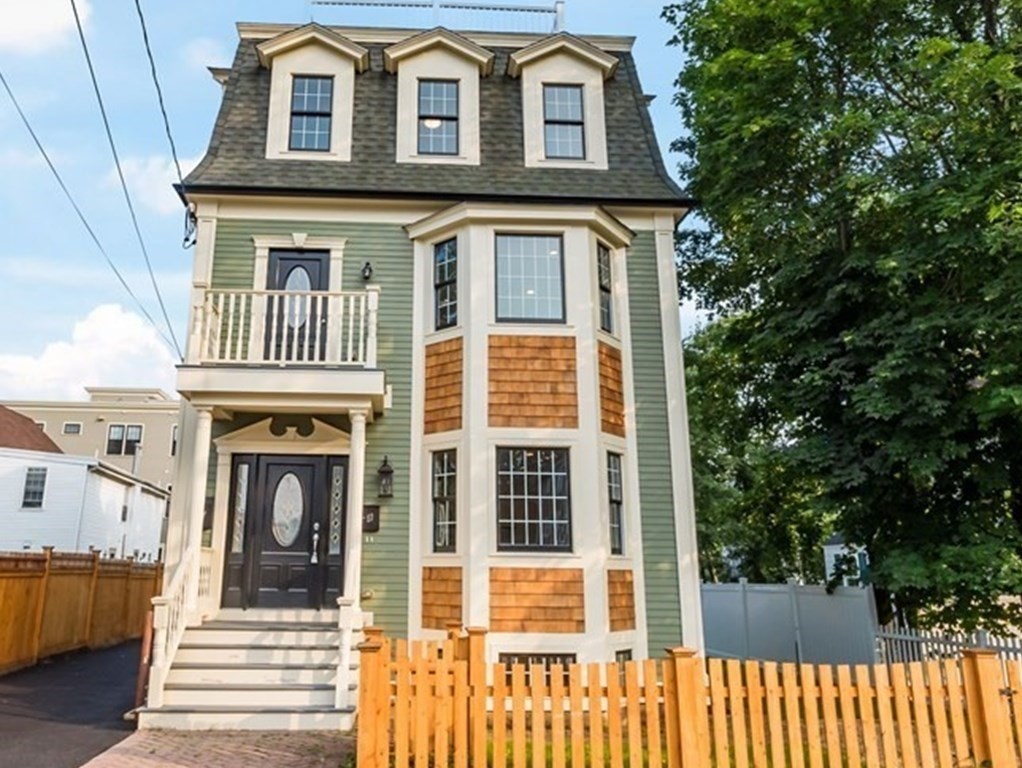 8 Richardson Street # 2