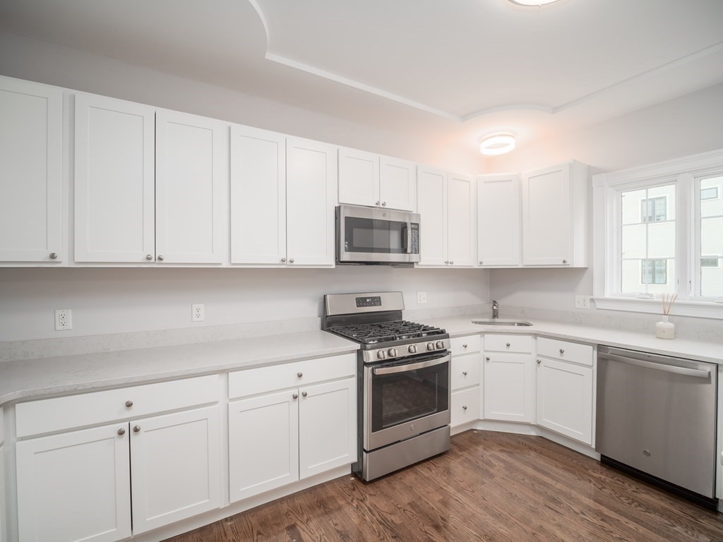 8 Richardson Street # 2