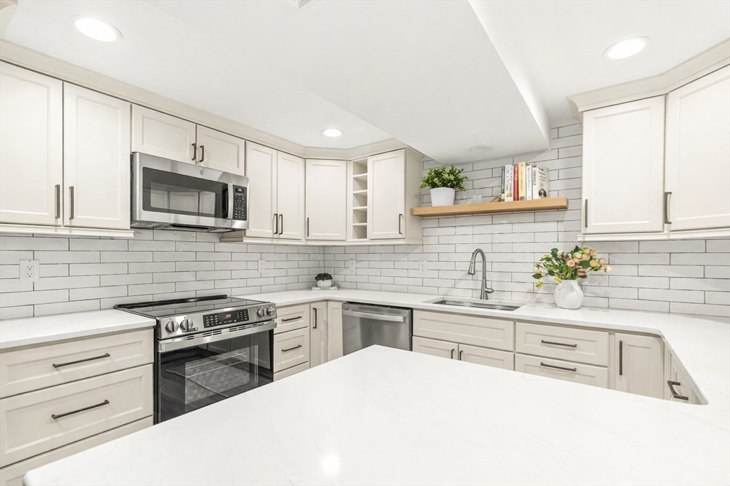 115 Washington Street # 2A