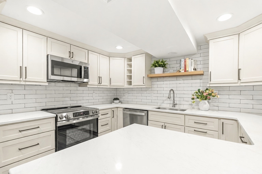 115 Washington Street # 2A