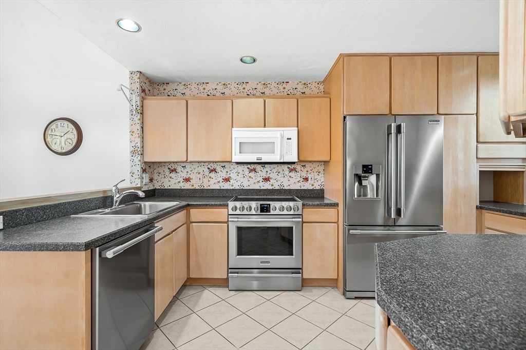 7 Wainwright Road # 107