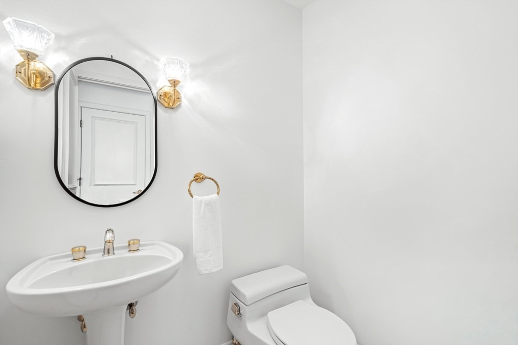 7 Wainwright Road # 107