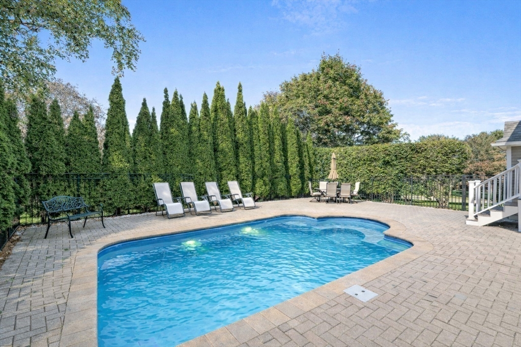 37 Mayflower Road