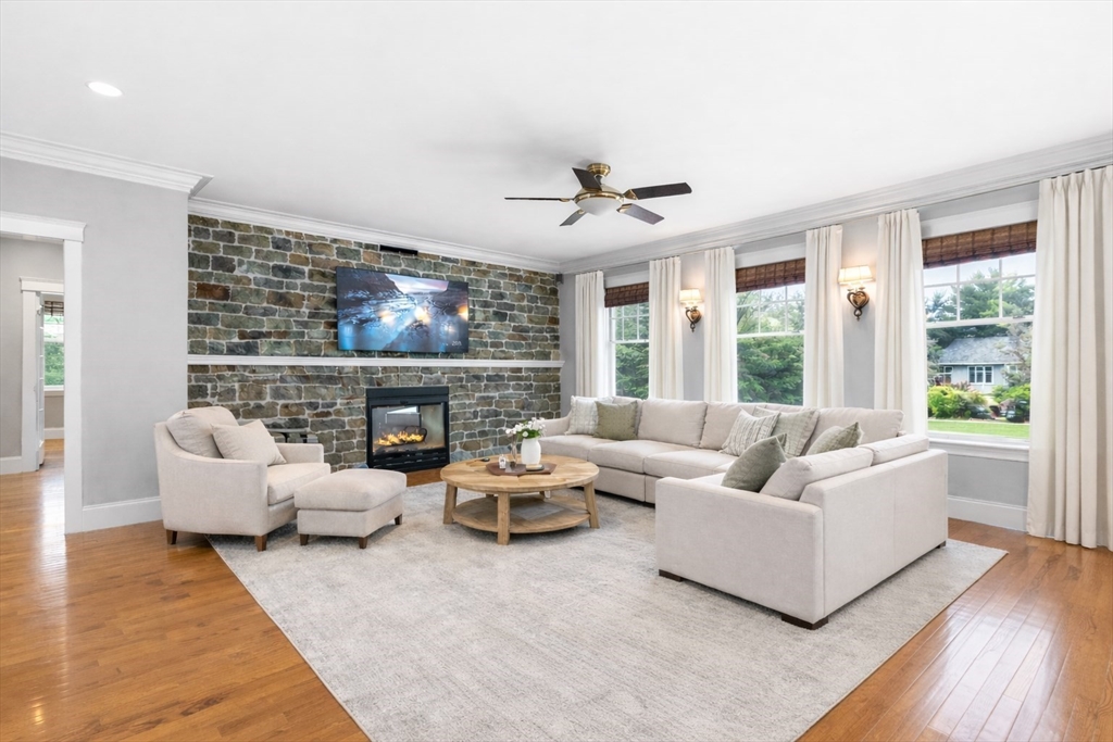 37 Mayflower Road
