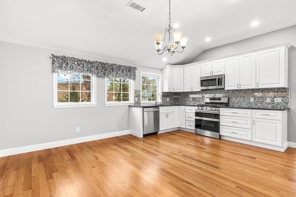 16 Glenwood Ave