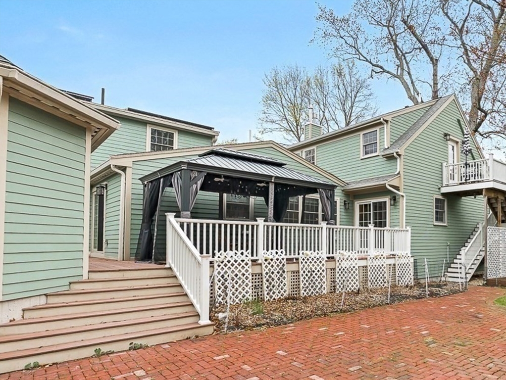 16 Glenwood Ave