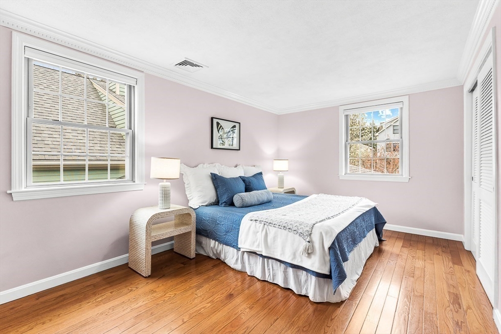 16 Glenwood Ave