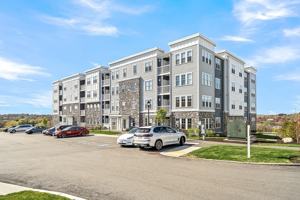2 Stratton Dr # 307