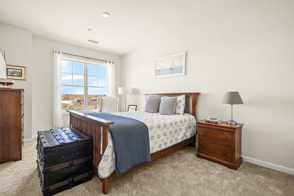 2 Stratton Dr # 307