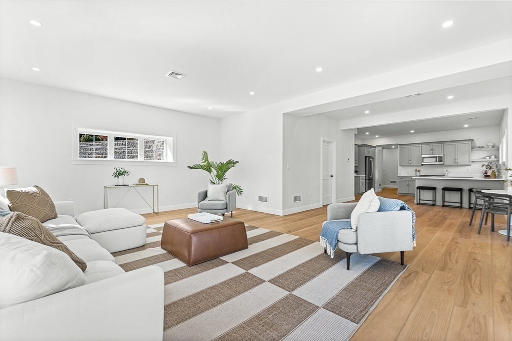 14 Liana Street