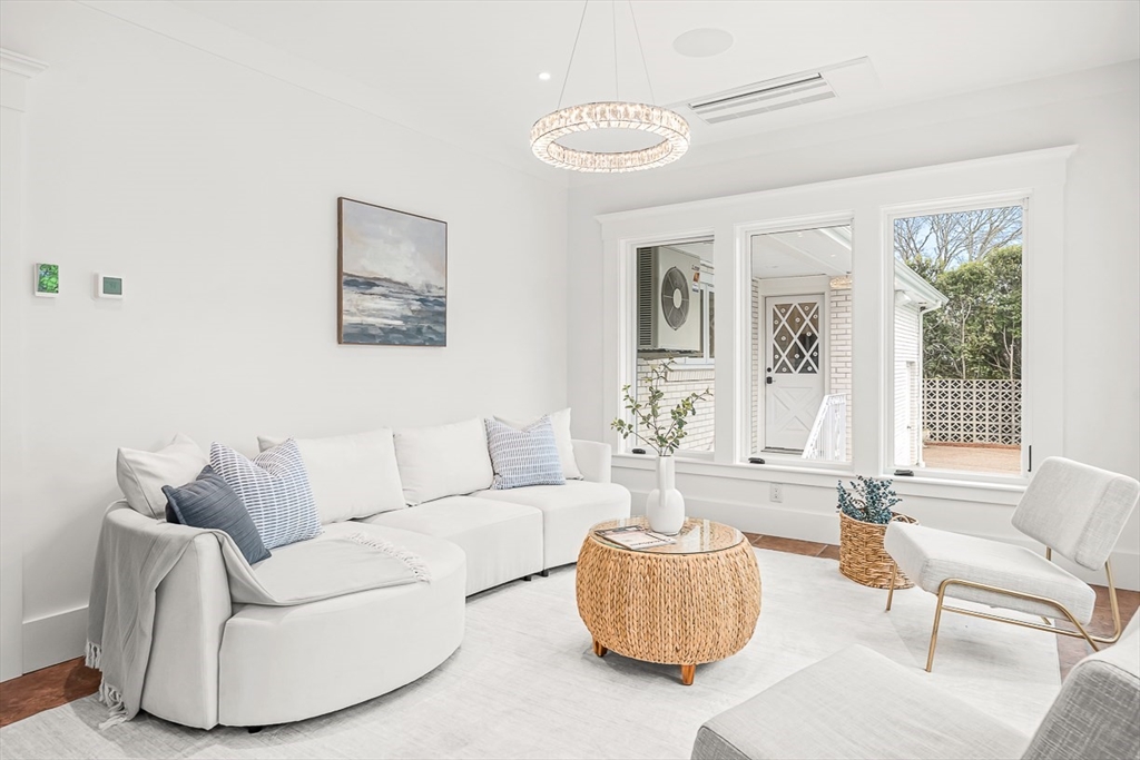 10 Viking Road