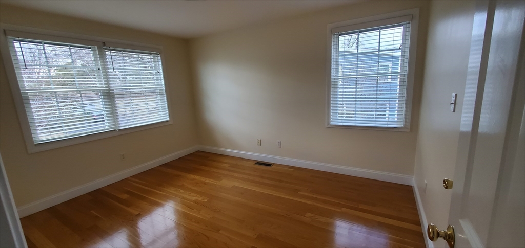 11 Highlandview Ave # 11
