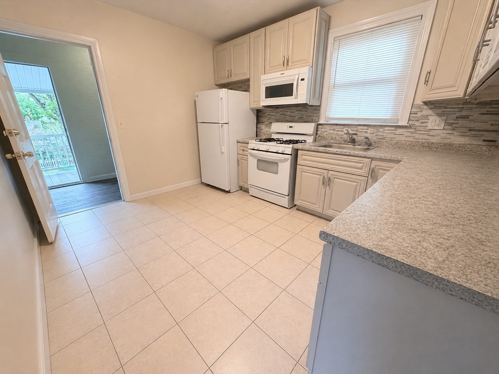 41 Daniels St # 41