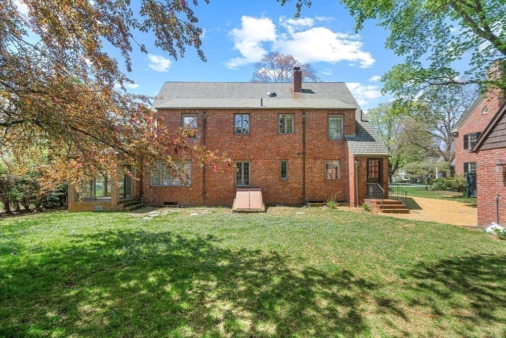 59 Wedgemere Avenue