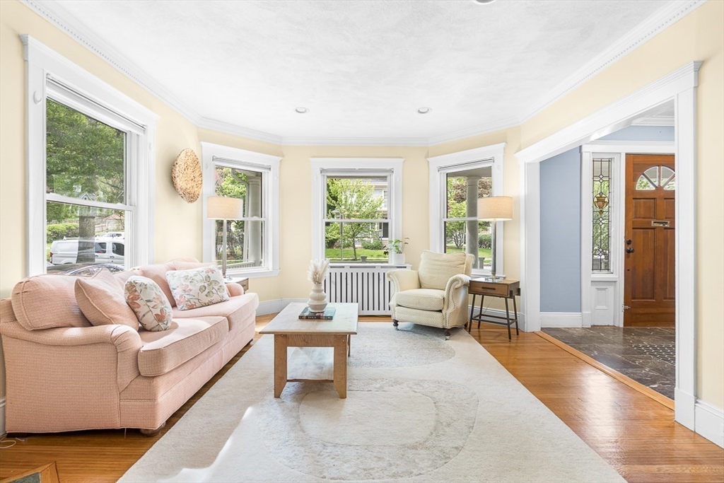 186 Pleasant Street # 1