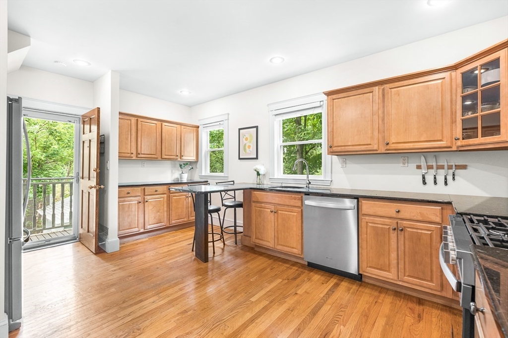 186 Pleasant Street # 1