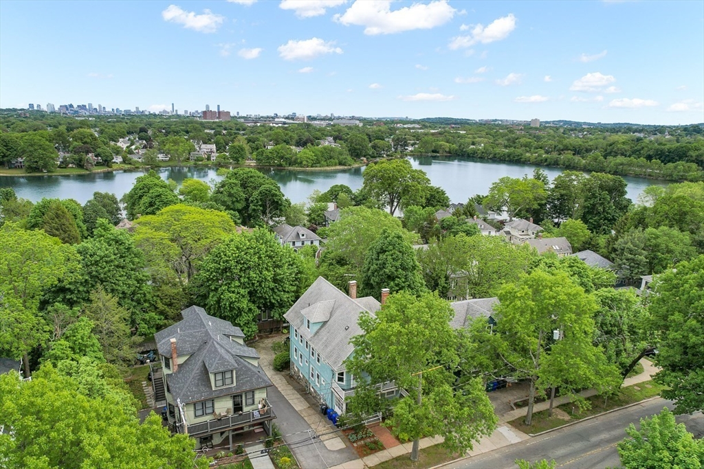 186 Pleasant Street # 1