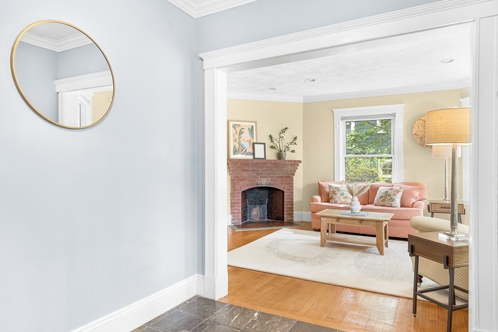 186 Pleasant Street # 1