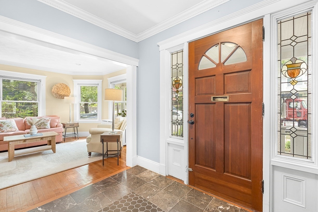 186 Pleasant Street # 1