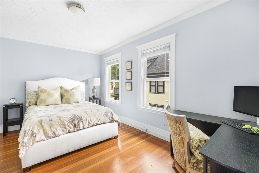 186 Pleasant Street # 1