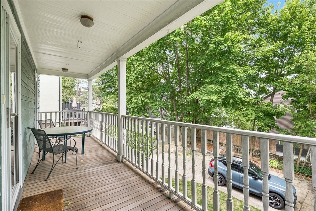 186 Pleasant Street # 1