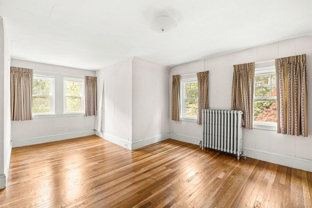 30 Rangeley Road