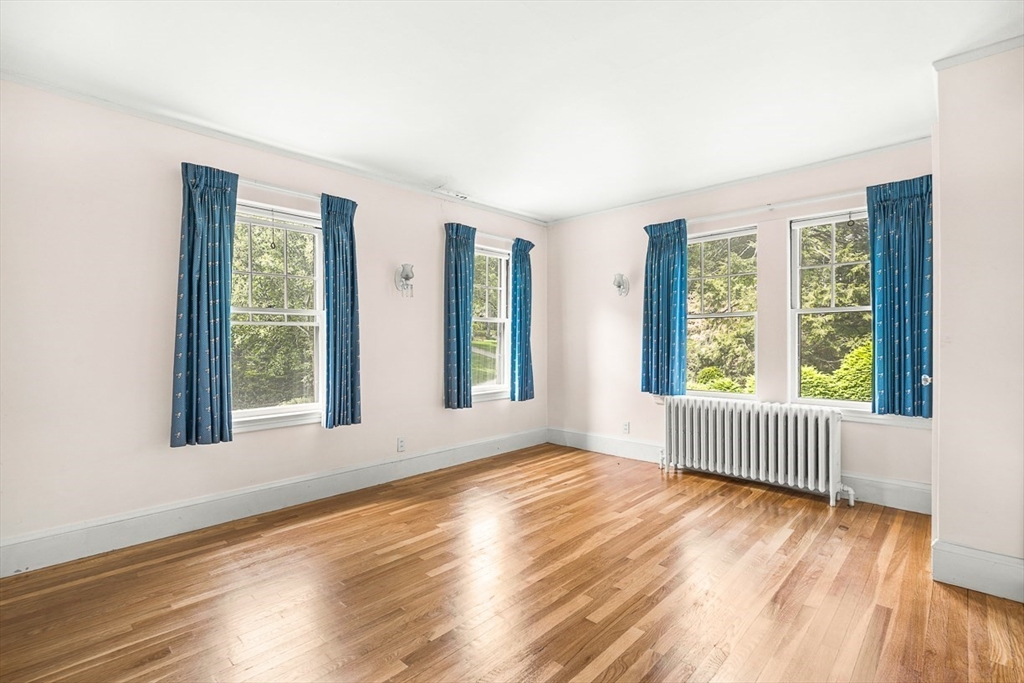 30 Rangeley Road