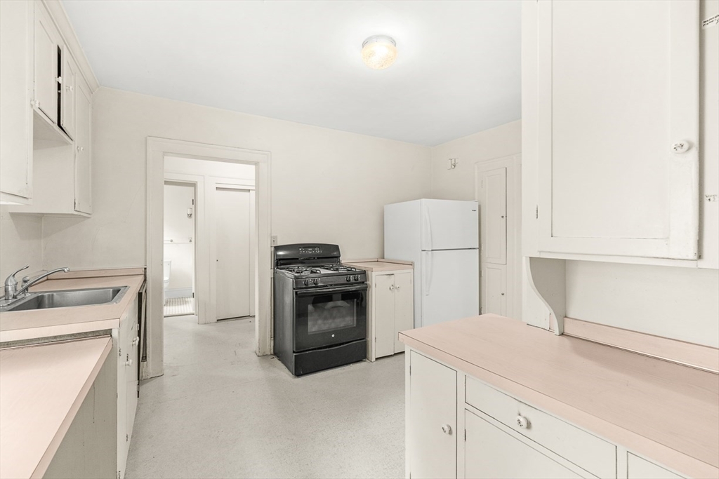 30 Rangeley Road